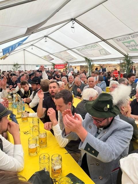 Festzelt der Jubiläumsfeier